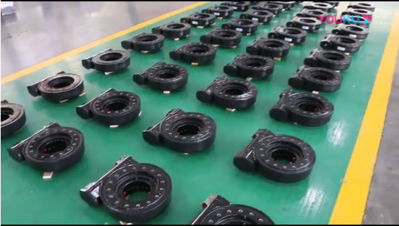 隆達(dá)軸承回轉(zhuǎn)驅(qū)動(dòng)成品展示